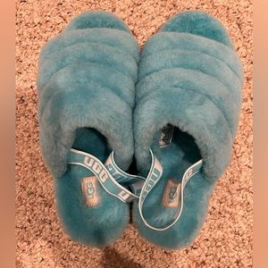 Ugg Women’s Fluff Yeah Slippers- Oasis Blue Size 9
